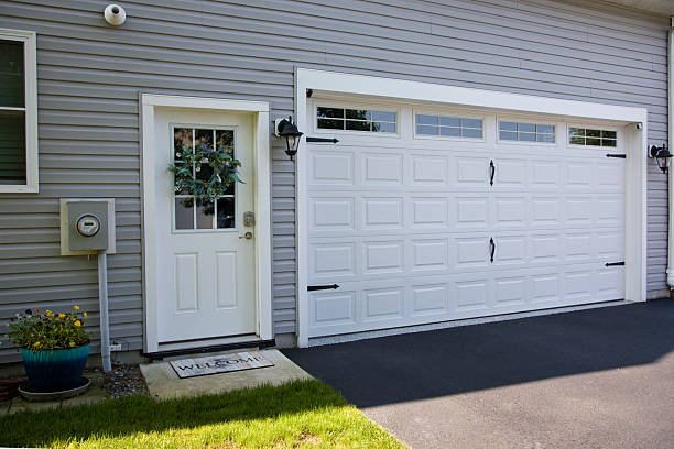 24/7 Emergency Garage Door experts in New Roads, LA
